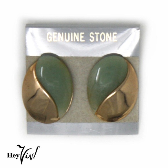 Vintage 1980s Green Stone Button Earrings on Card New/Old Store Stock - Hey Viv - Picture 1 of 3